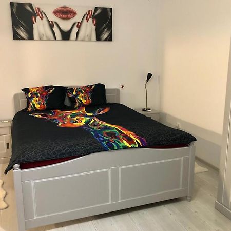Good Mood Apartment Bragadiru Luaran gambar